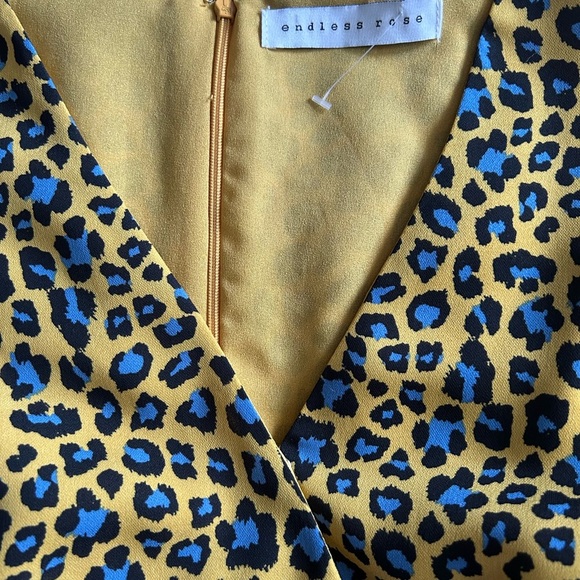 NEW Endless Rose Leopard Romper - Picture 2 of 5